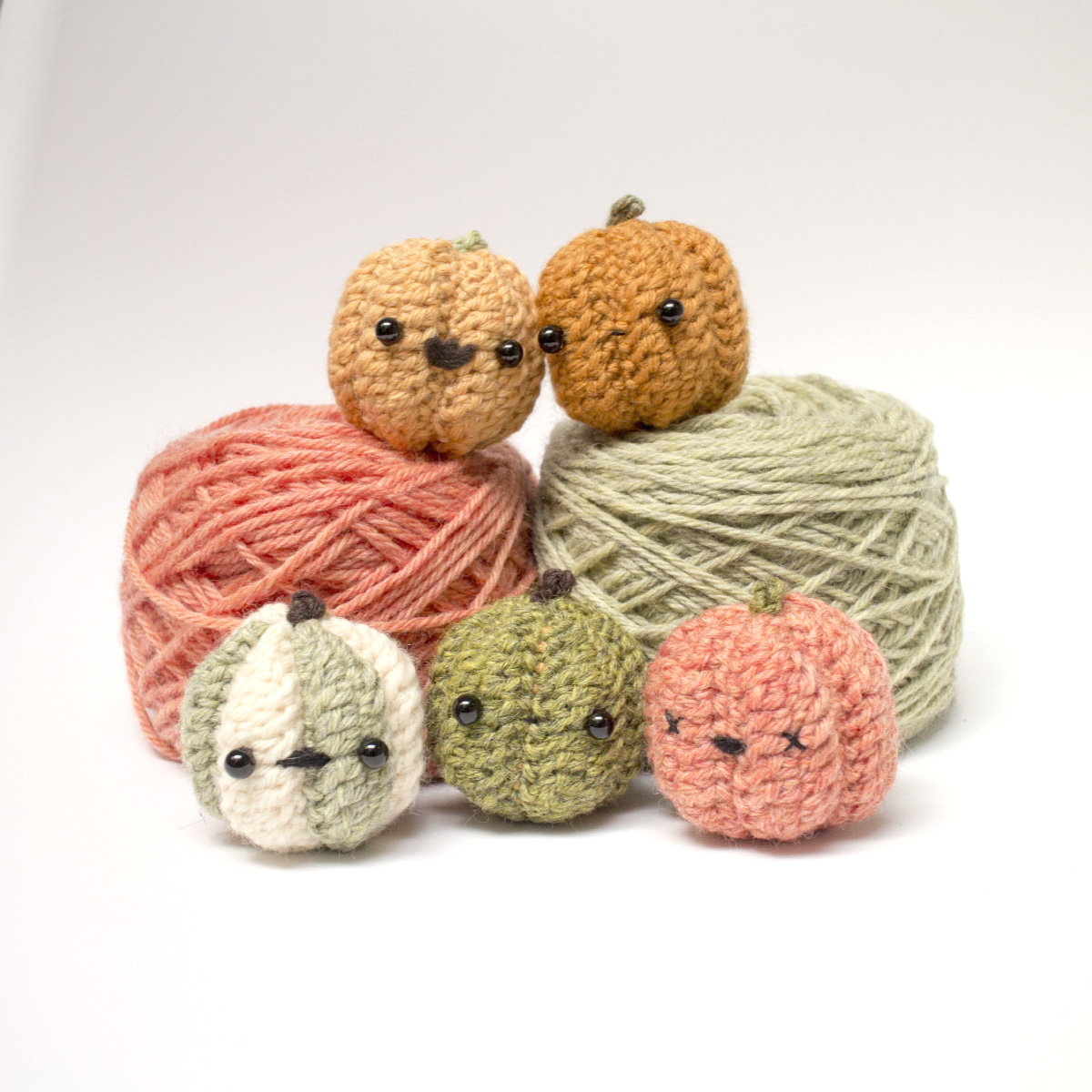 Amigurumi pumpkin crochet pattern