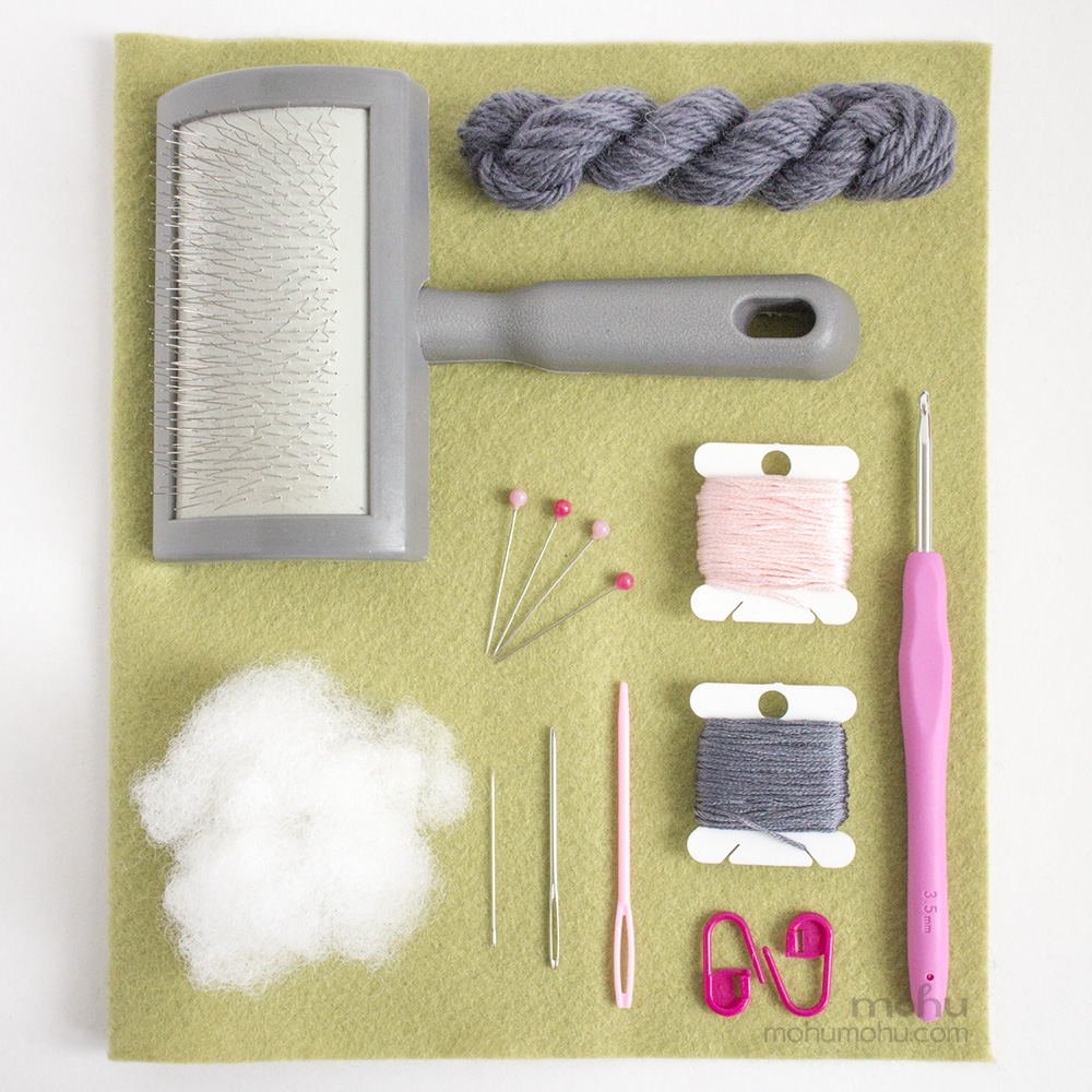 materials and tools for crocheting amigurumi