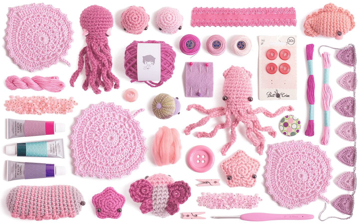 pinku: Counterfeit Crochet Project