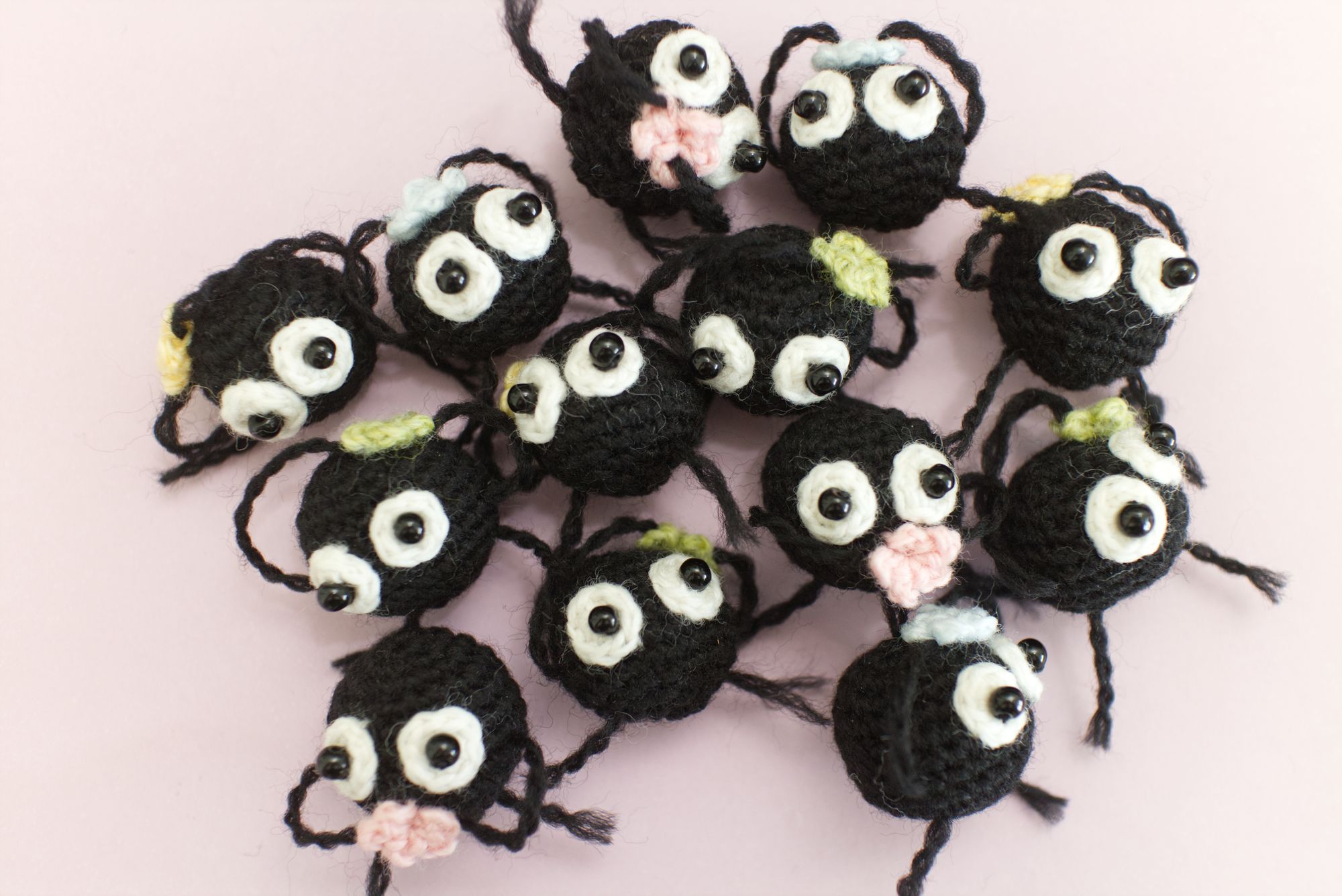 amigurumi soot sprite crochet pattern